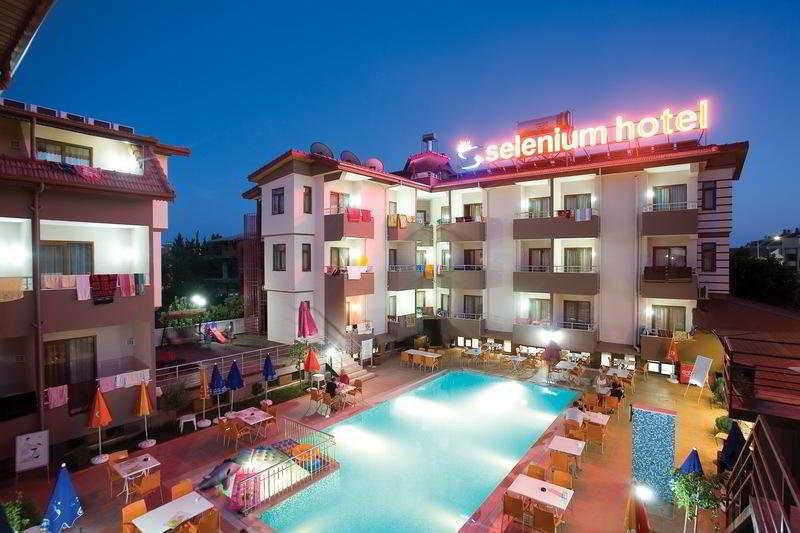 Hotel Selenium 3*