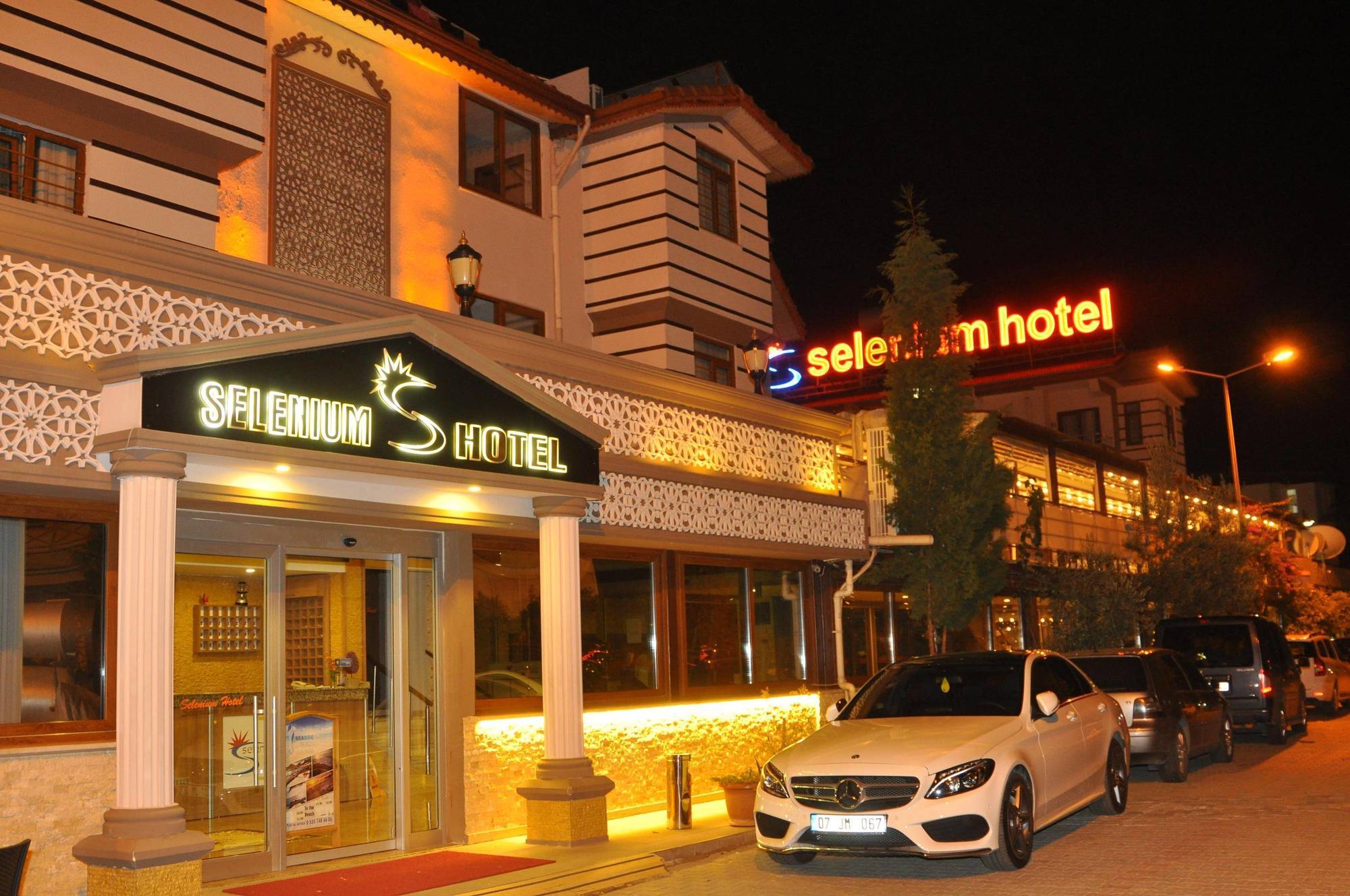 Selenium Hotel 3*